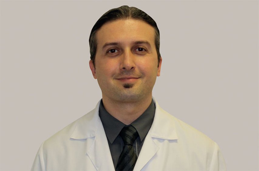 Д-р Волкан Турунч, специалист по трансплантационна и лапароскопска хирургия/ Снимка Медикал Парк