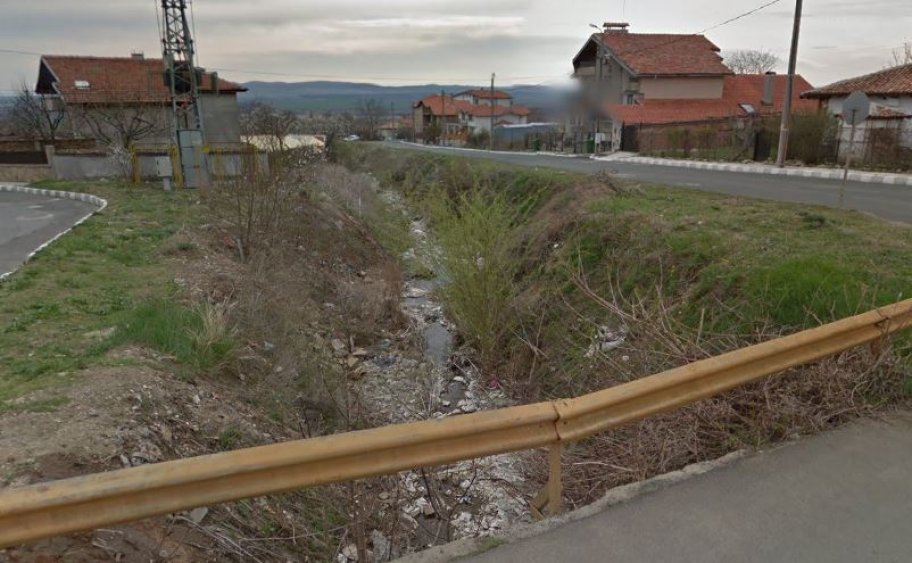 Реката в село Кошарица /google maps 
