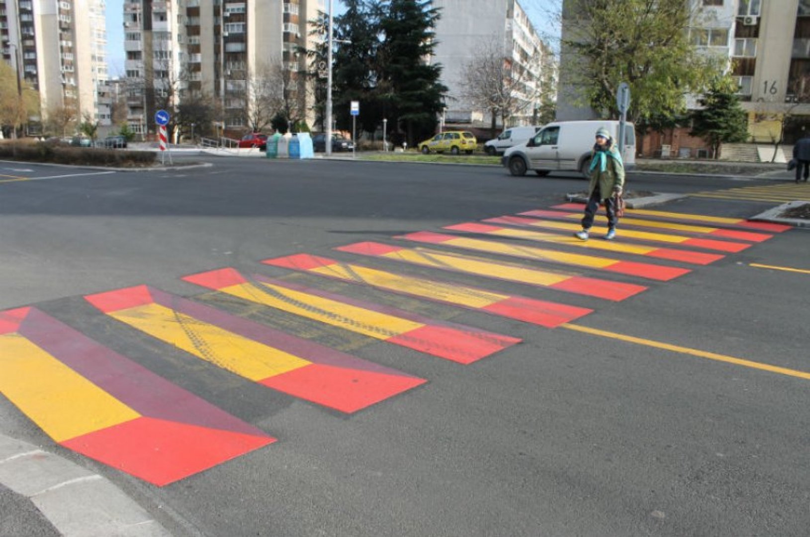 Откриха много дефекти по пешеходните пътеки в Бургас  - E-Burgas.com