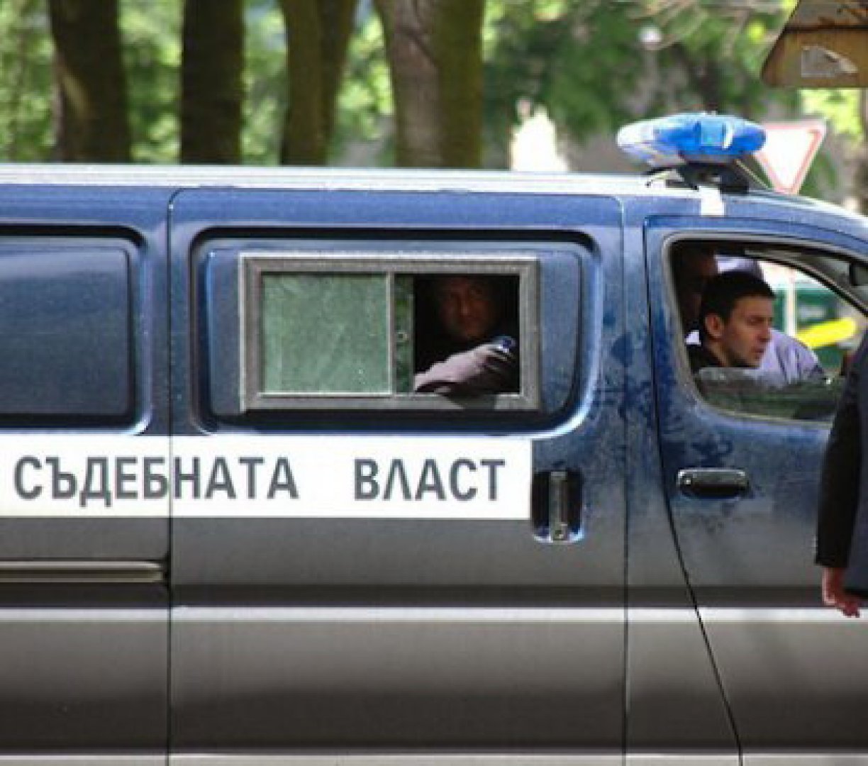 Искат постоянен арест за руснак, опитал да продаде чужд апартамент в Поморие - E-Burgas.com