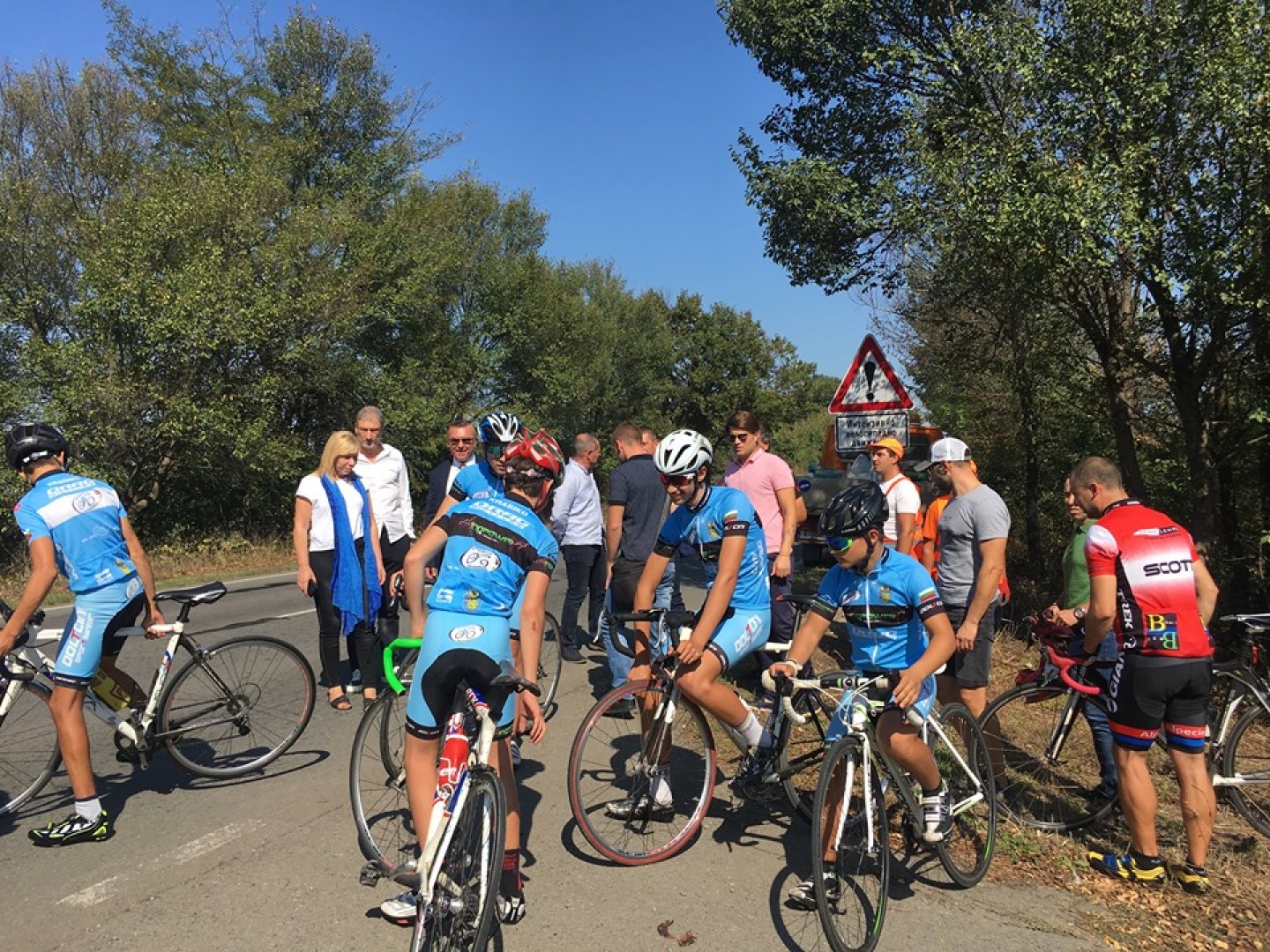 Пътни знаци ще помагат за безопасното движение на колоездачи до Малко Търново - E-Burgas.com