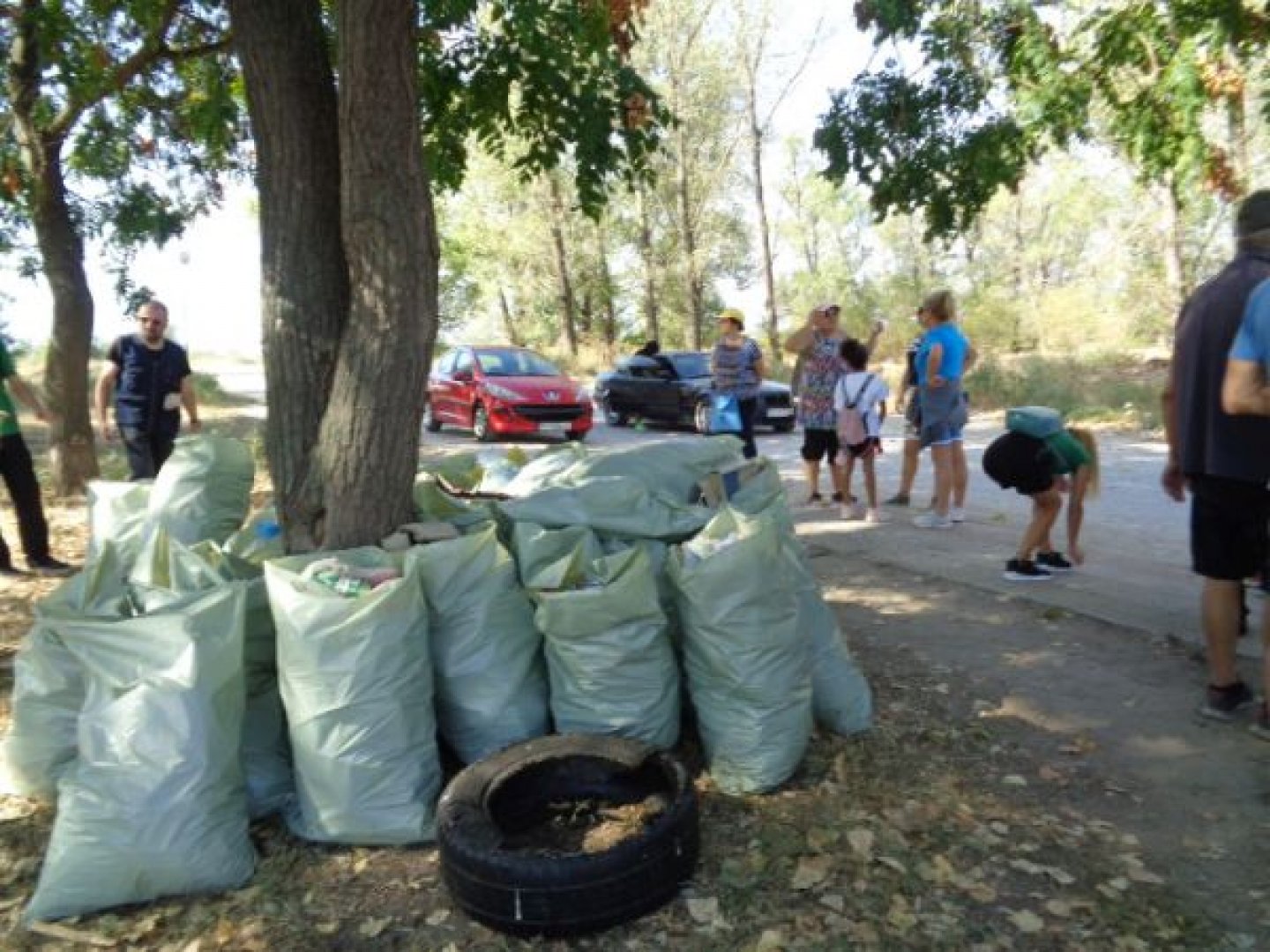 Рекорд! Над 430 хиляди доброволци се включиха в Световния ден на почистването - E-Burgas.com