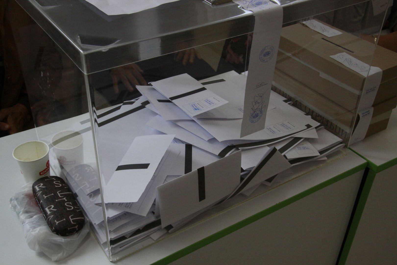 Изборният ден в Бургас приключи с ниска активност - 40.55% - E-Burgas.com