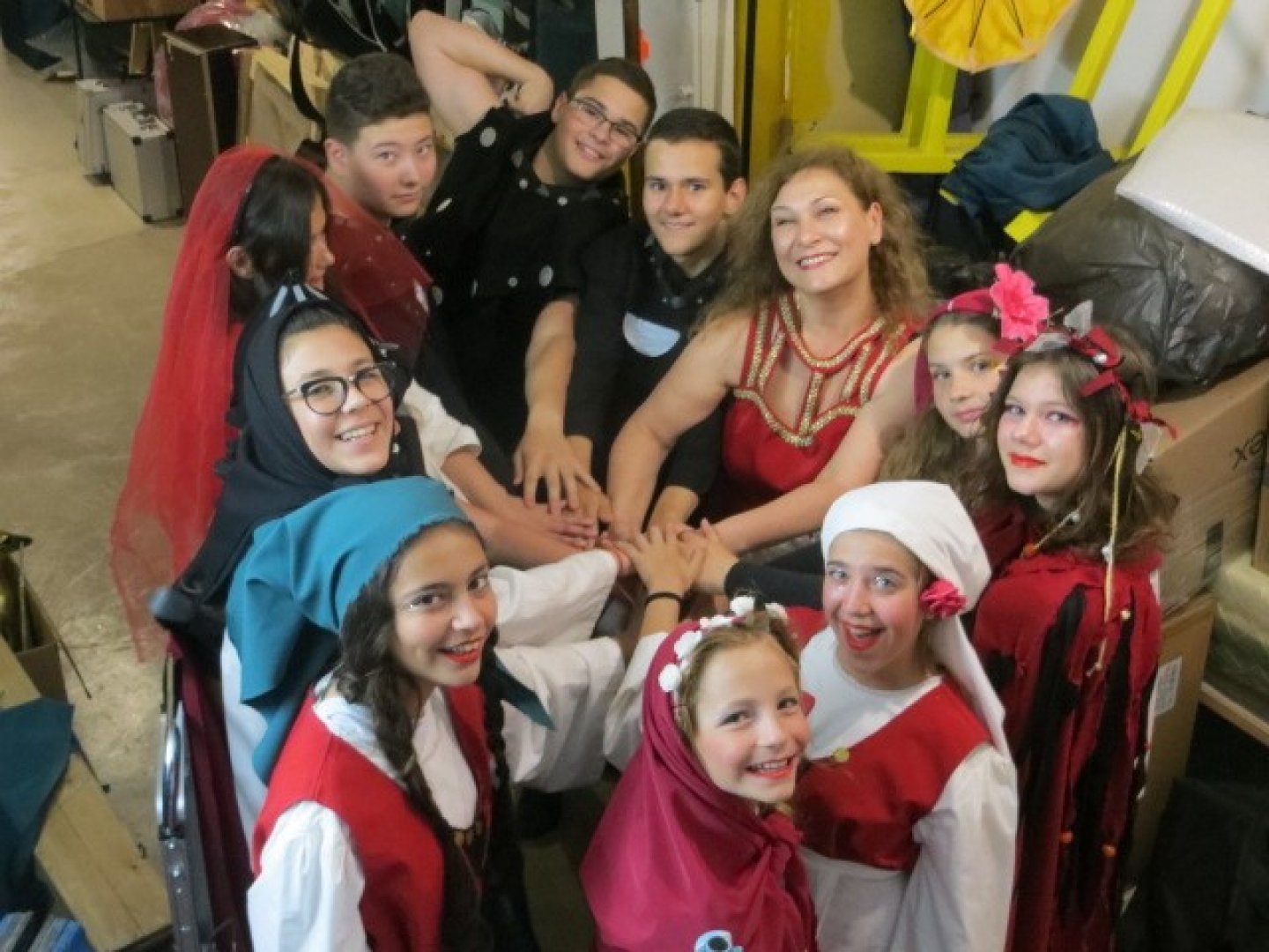 Детска театрална формация “Усмивка” с награда от национален фестивал - E-Burgas.com