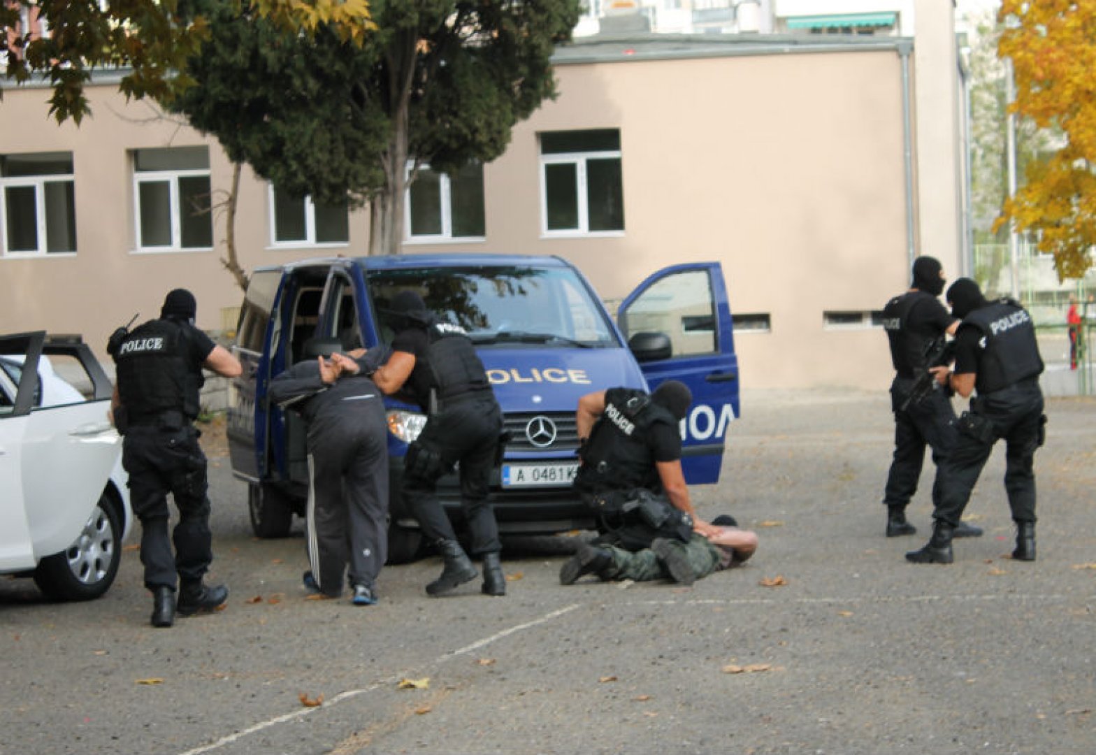 Специализирана акция в Бургас, има арестувани - E-Burgas.com