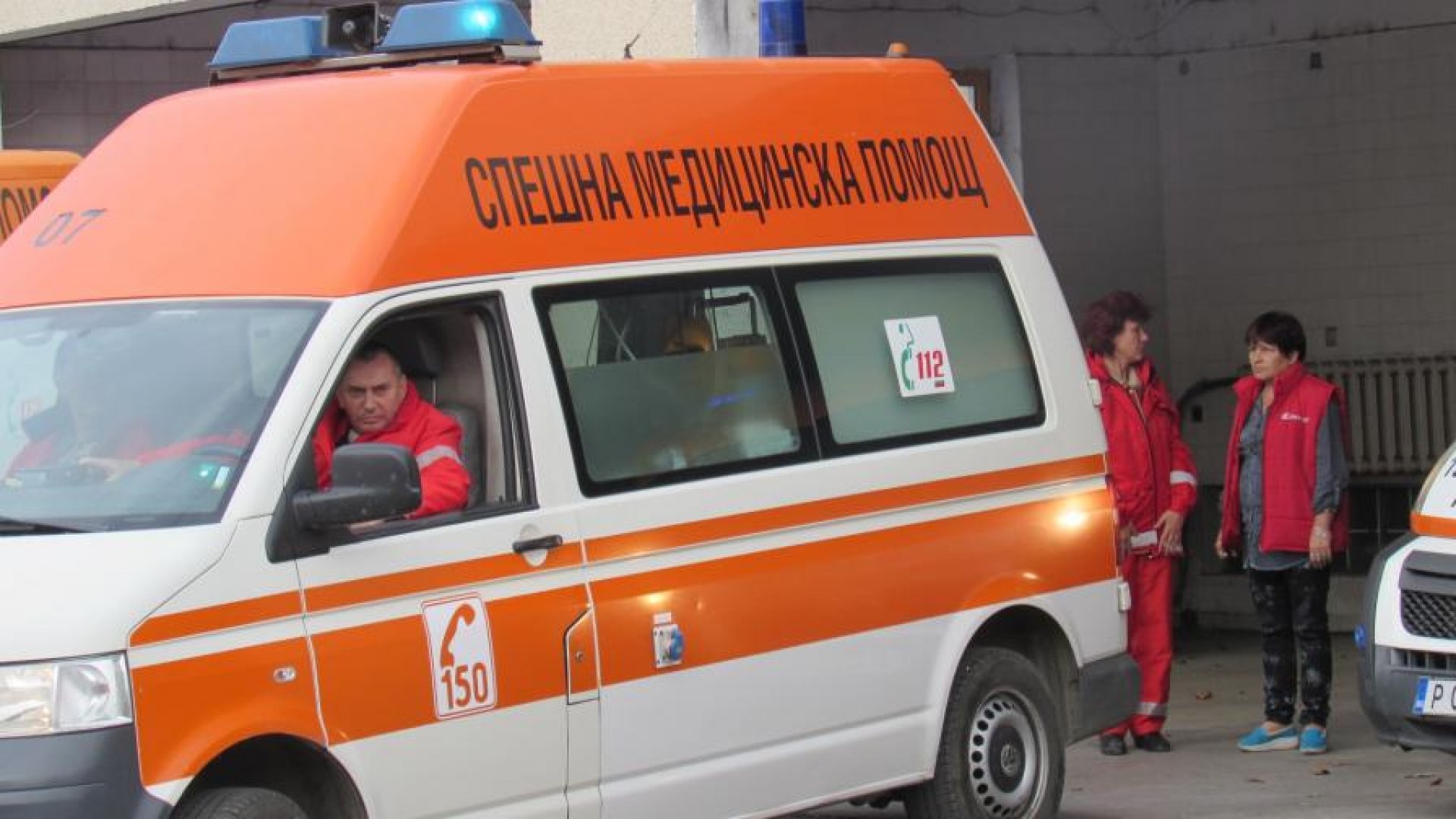 Нов инцидент с автобус в Бургас, водач потегли докато пътничка слиза - E-Burgas.com