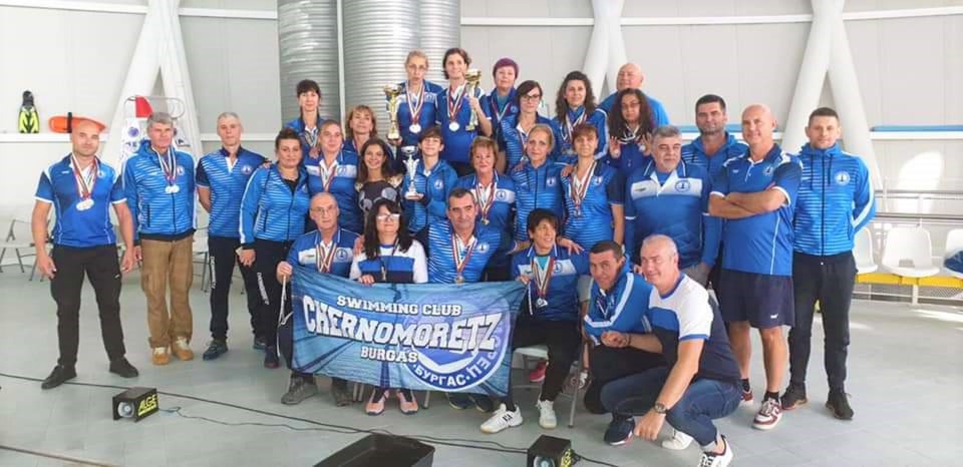 Рекордните 105 медала и първо място в комплексното класиране за бургаските плувци - ветерани - E-Burgas.com