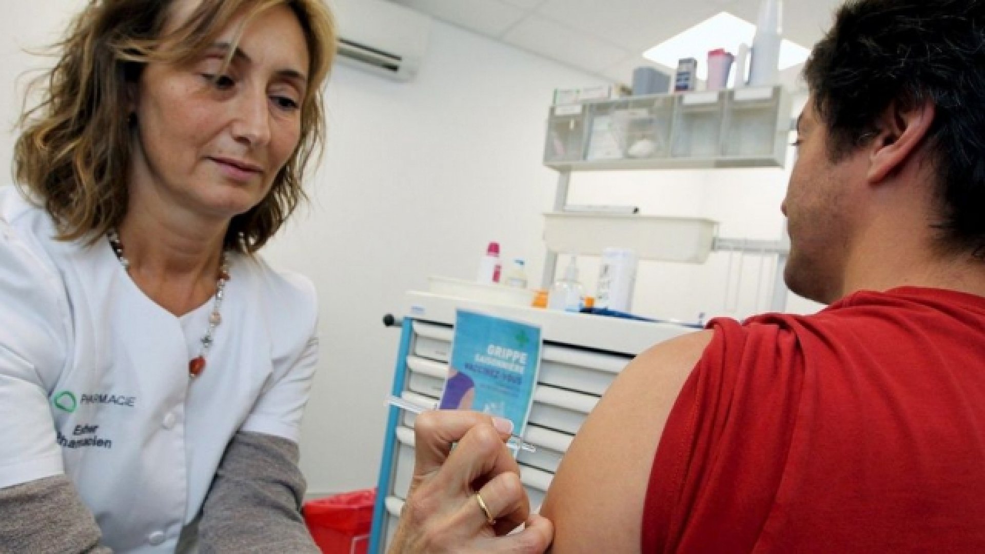 Доставят ваксините против грип в средата на ноември - E-Burgas.com