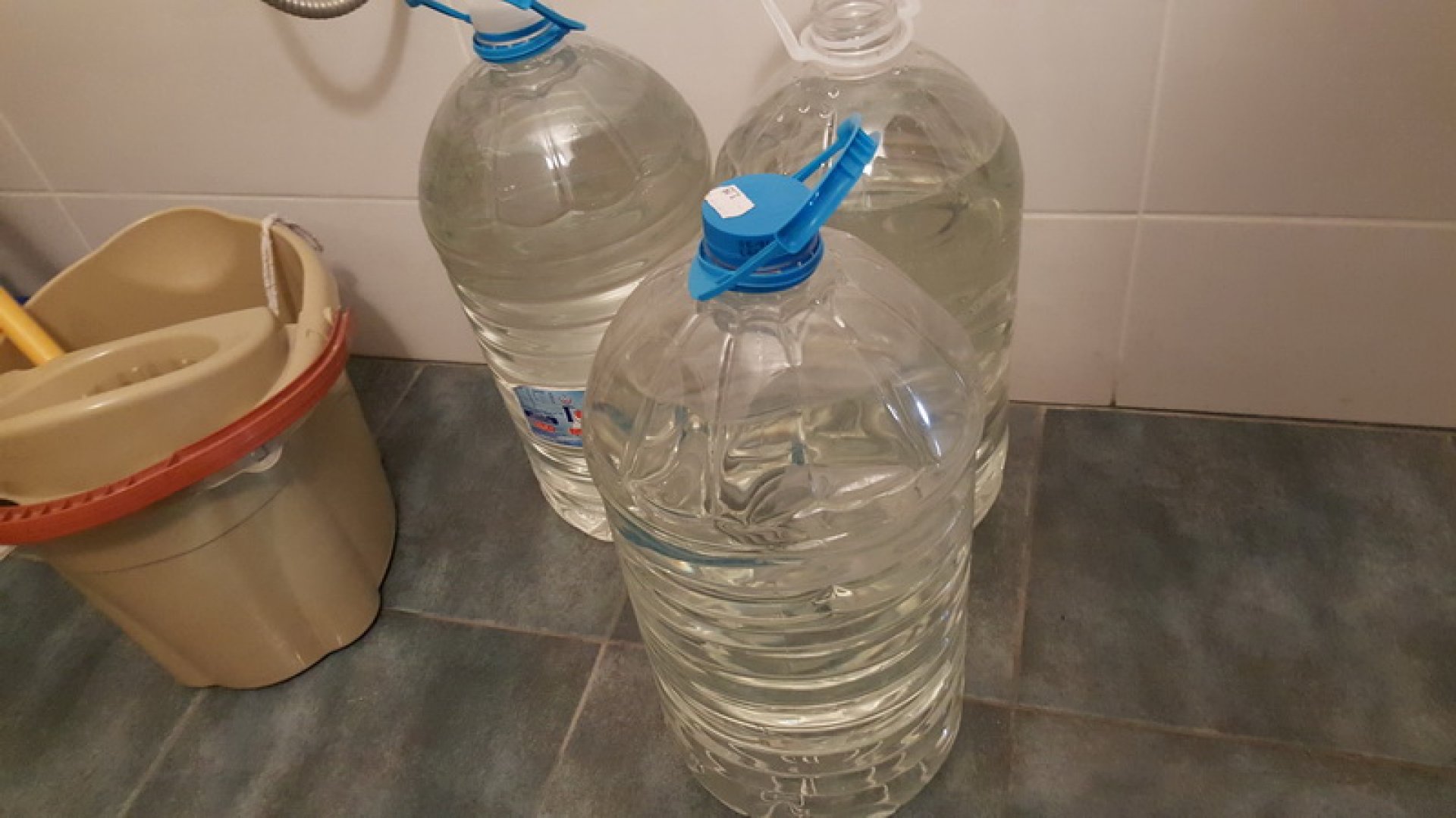Пълнете туби и кофи, Бургас остава без вода за 30 часа  - E-Burgas.com