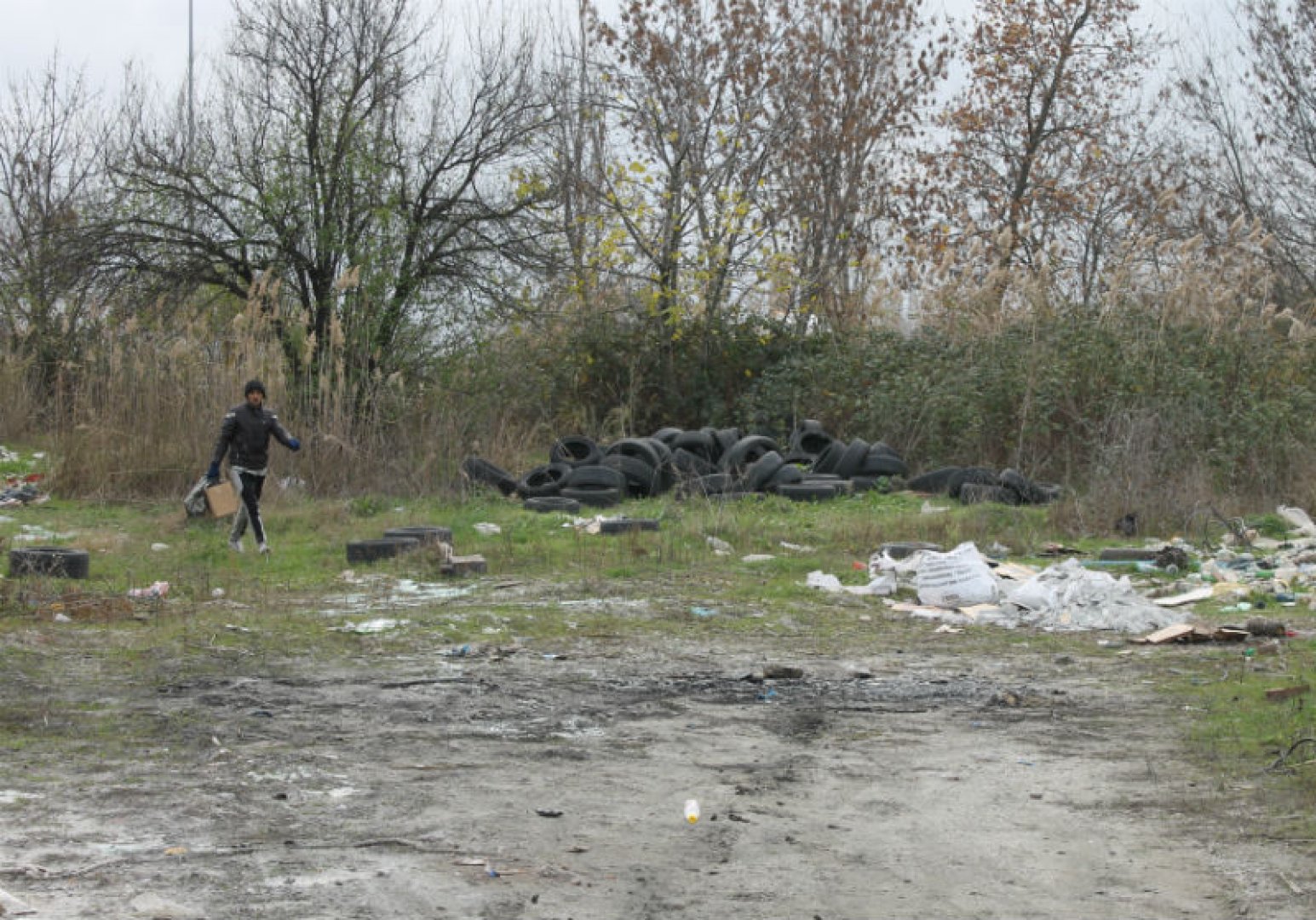 Напомняне от МОСВ: Глобата за изхвърляне на стари гуми стига до 10 хил. лв.  - E-Burgas.com
