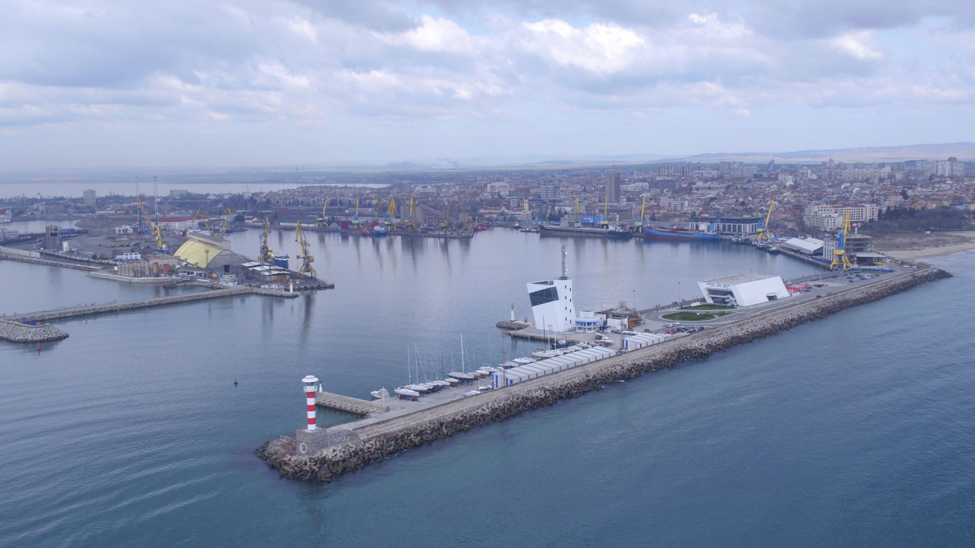 Пристанището става втори център на Бургас с по-голяма зона за обществен достъп  - E-Burgas.com