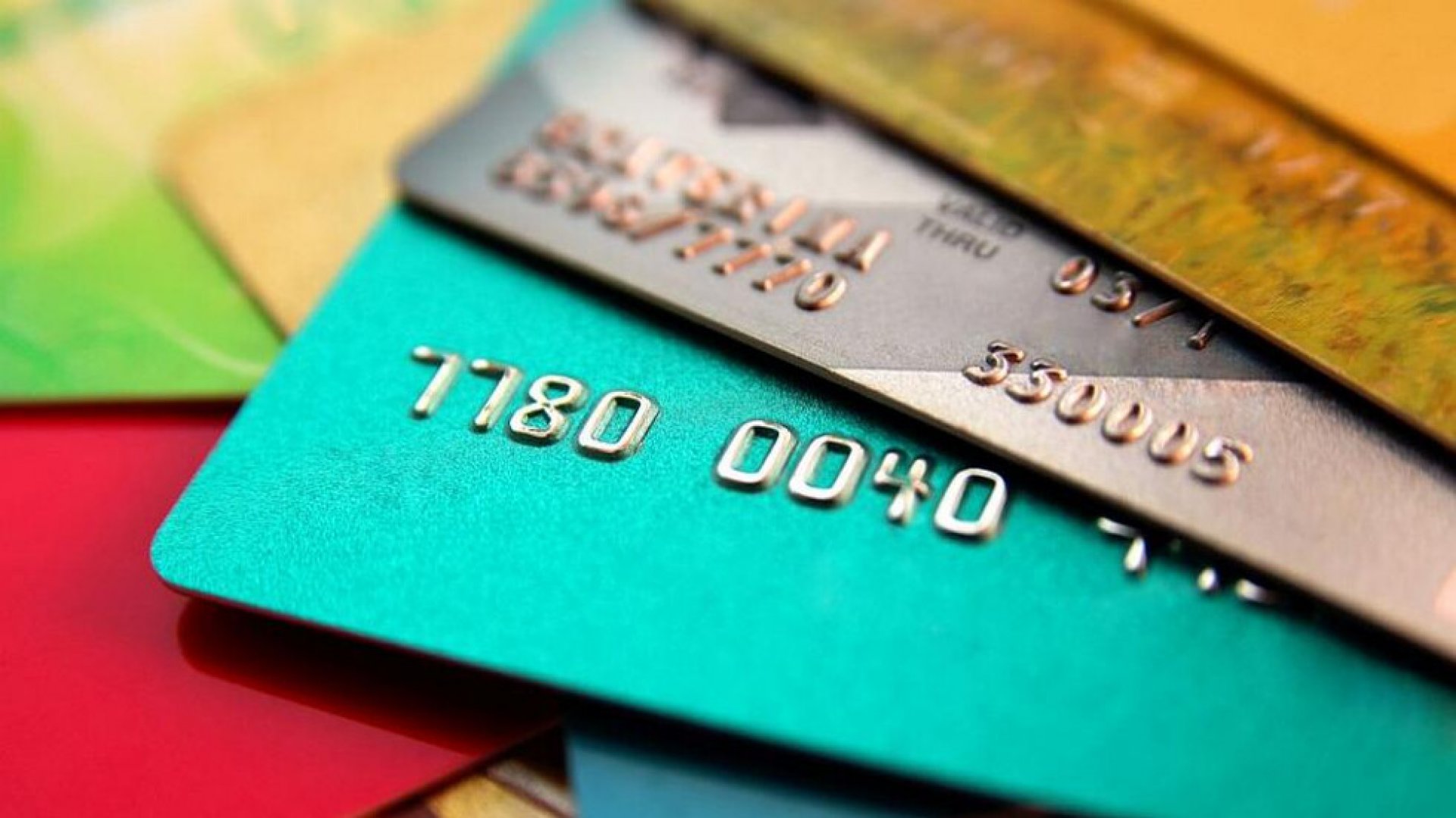 Великобритания забранява ползването на кредитни карти за хазарт - E-Burgas.com