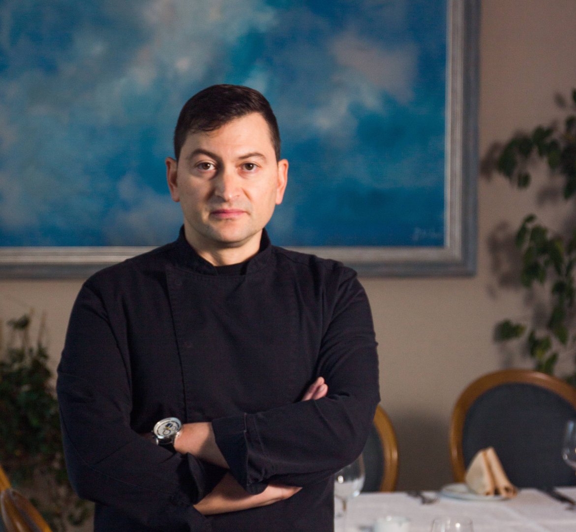 Шеф-готвач Красимир Петров: Кулинарното изживяване е интегрална част от всяко сватбено тържество - E-Burgas.com