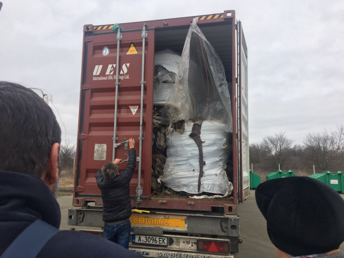 20 контейнера италиански боклук с подправени документи и на „БМФ Порт – Бургас“ (снимки) - E-Burgas.com