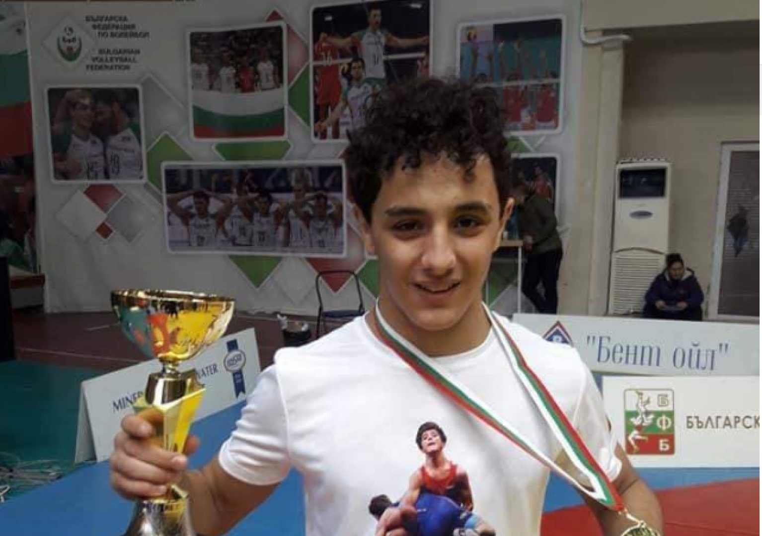Синът на Армен Назарян донесе националната титла по борба на Бургас - E-Burgas.com