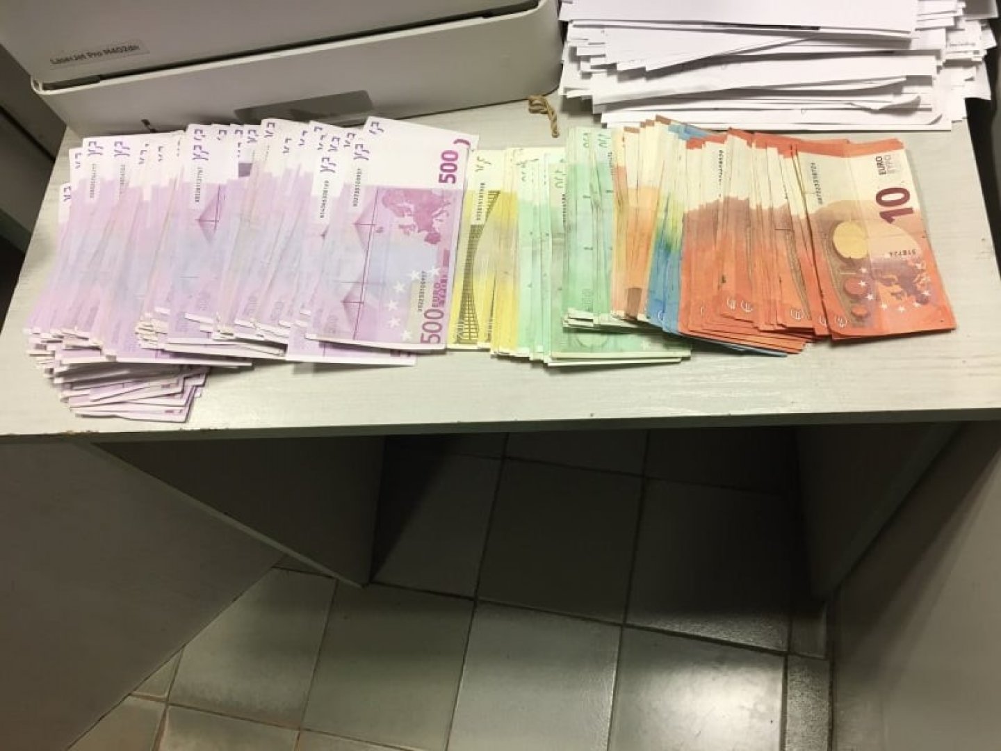 Хванаха германец с контрабандни над 200 хил. евро на Малко Търново  - E-Burgas.com