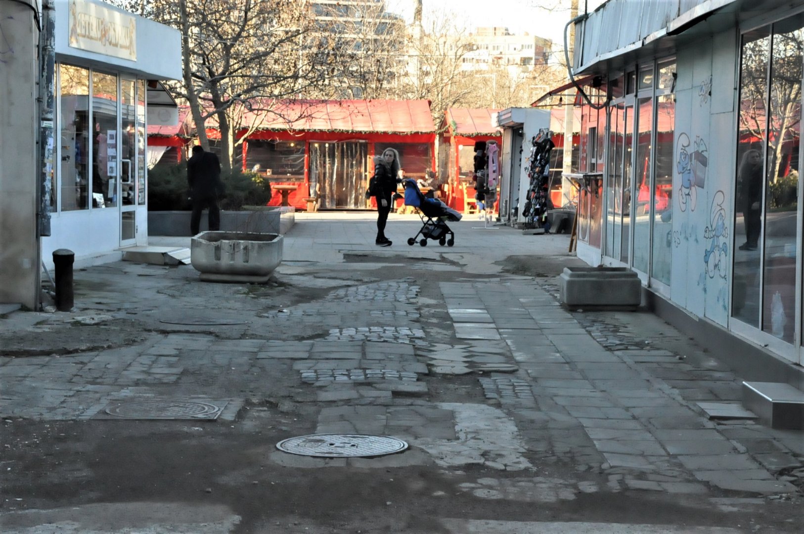 Премахват старите павилиони по централната ул.„Алеко Константинов“, ето как ще изглежда - E-Burgas.com