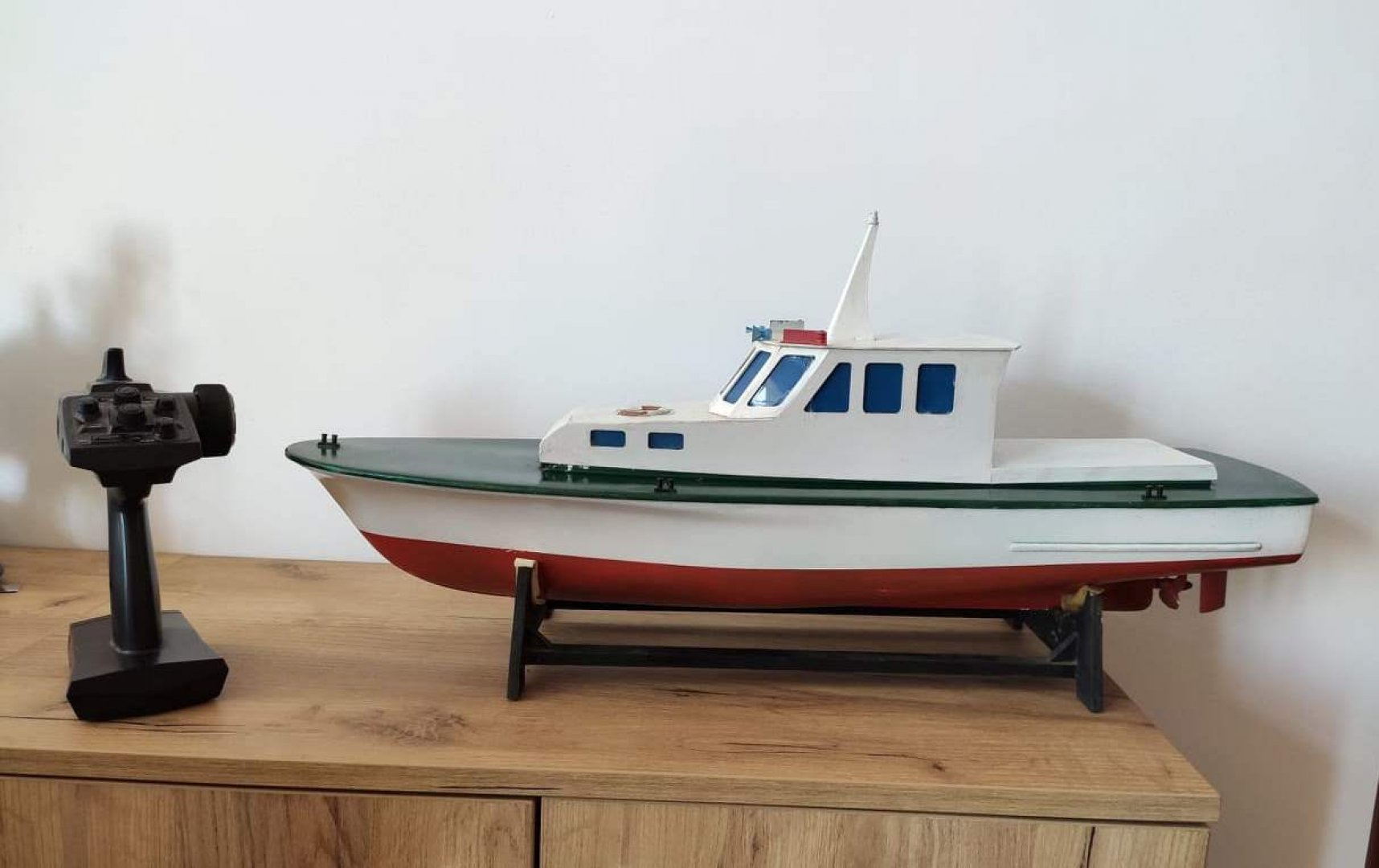 Морското училище участва с модел на катер в „Базар на професиите“ - E-Burgas.com