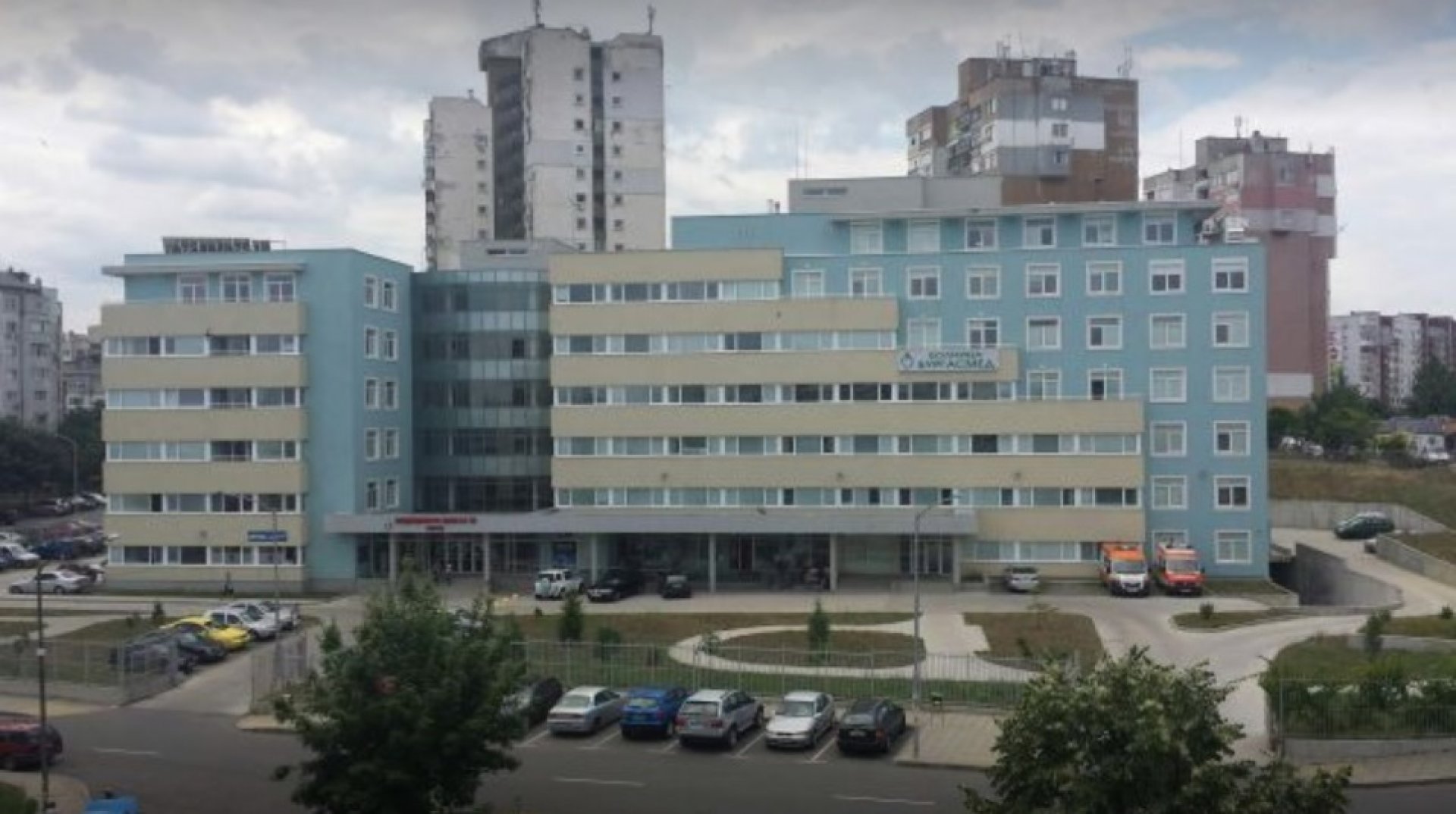Трети случай в Бургас! Лекар е заразен с коронавиурс, изолират отделението в 