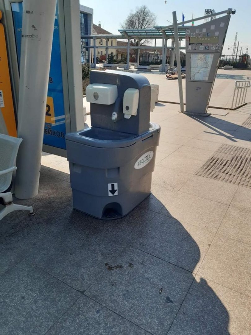 Поставиха мобилни мивки на възлови места в Бургас - E-Burgas.com