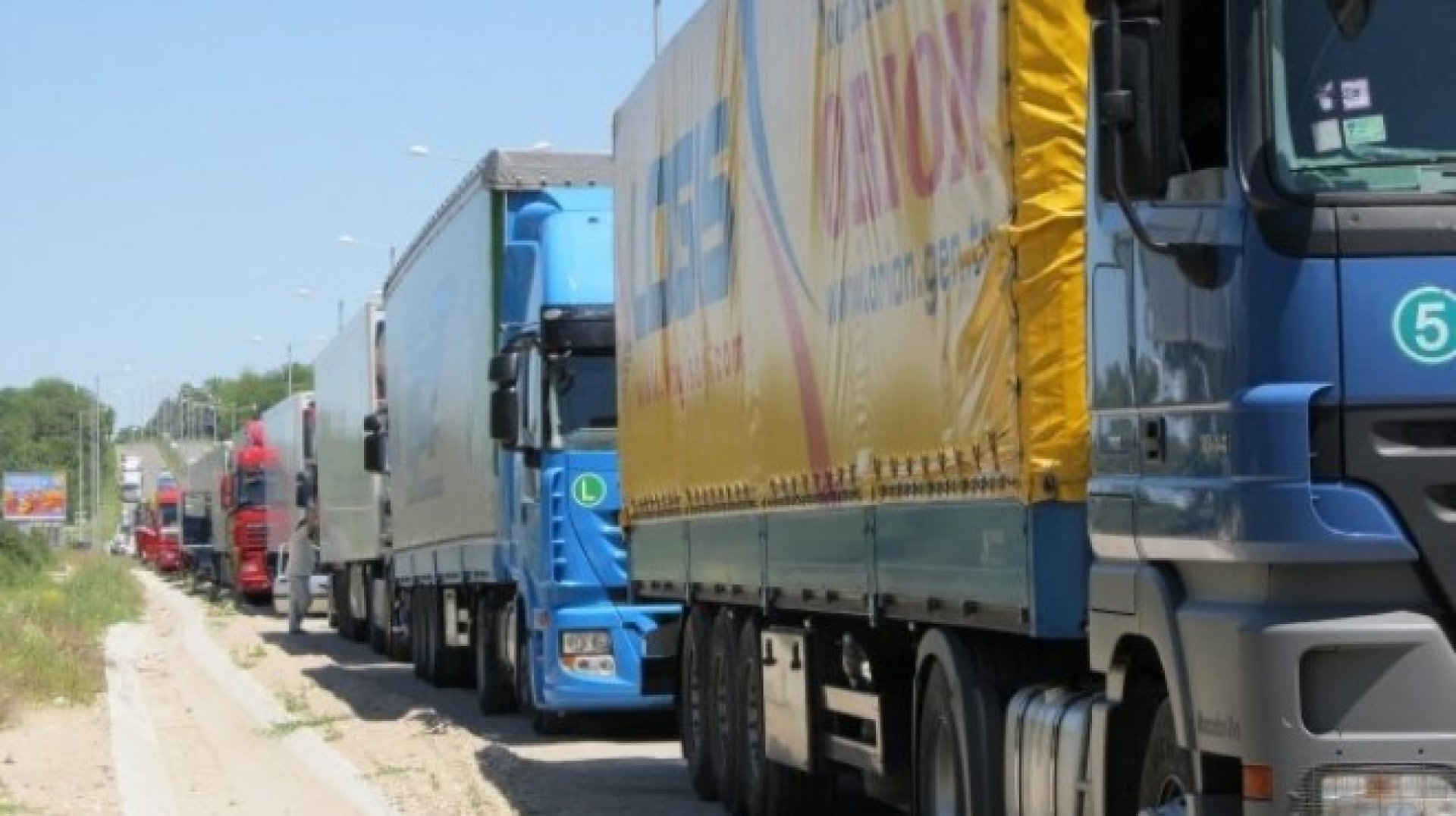 Интензивен трафик на камиони на ГКПП  Капитан Андреево - E-Burgas.com