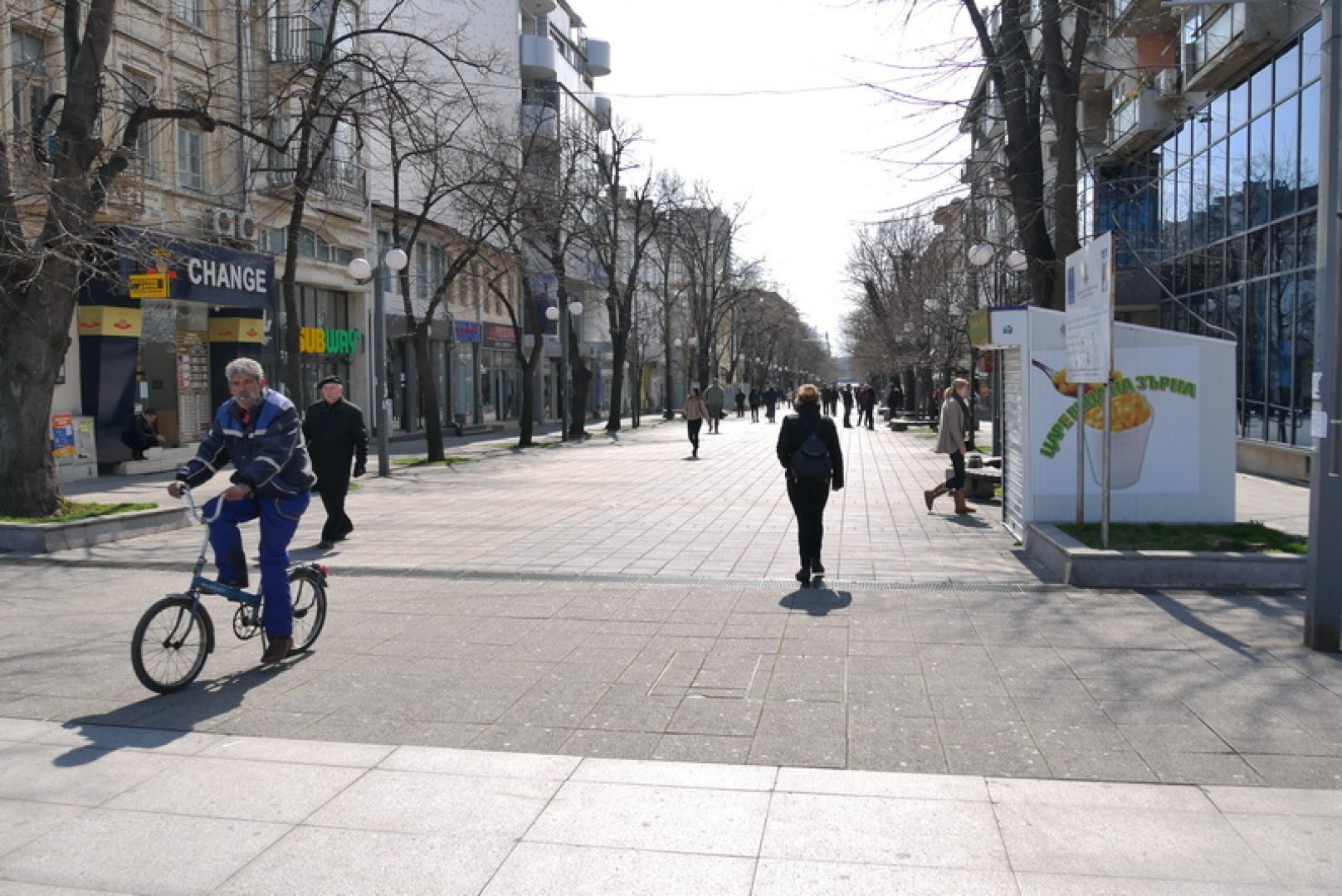 Бургазлии отнесоха актове за нарушения в извънредното положение - E-Burgas.com