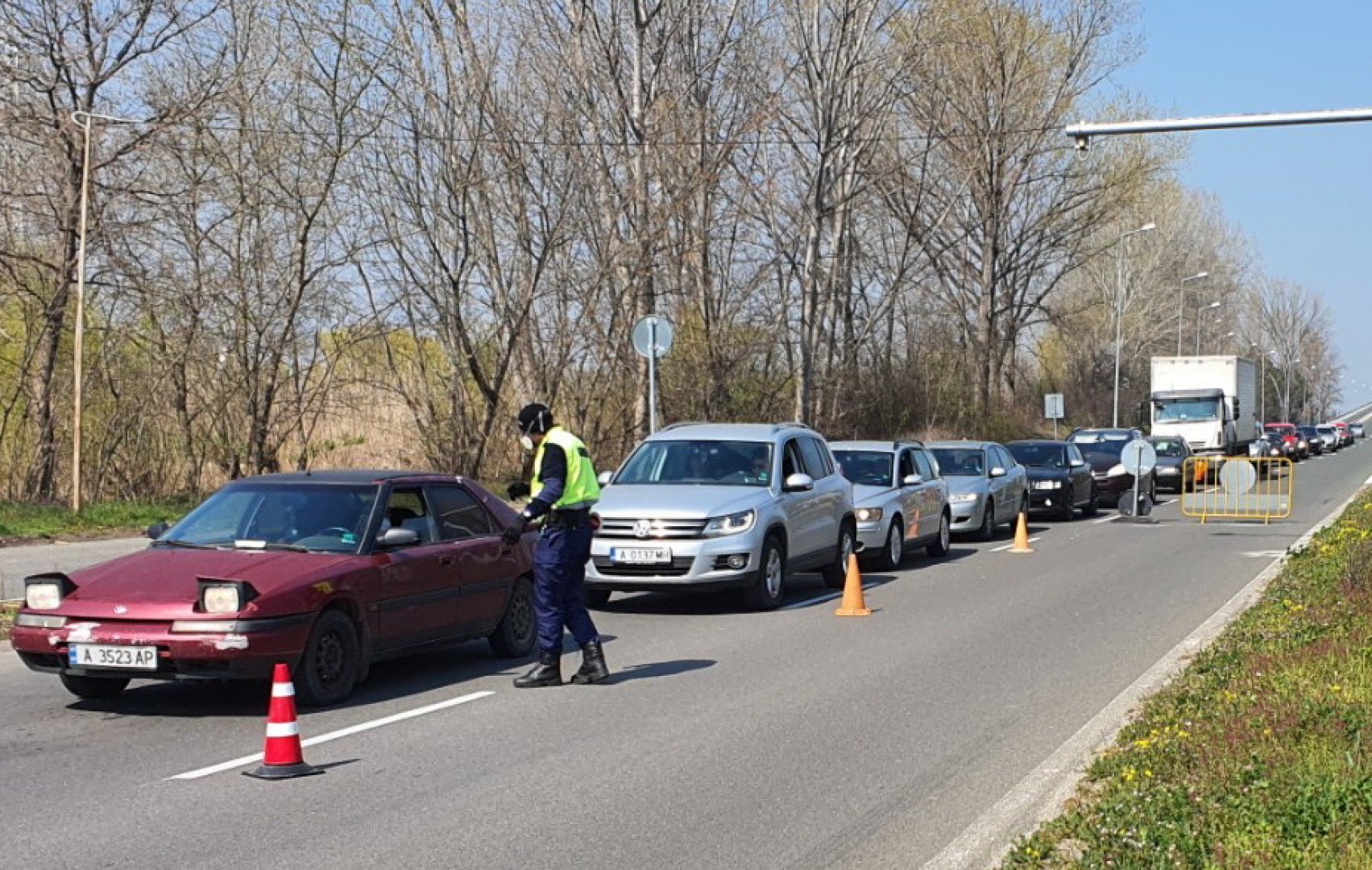 По 200 коли на ден връщали от КПП-тата в Бургаско преди Великден - E-Burgas.com