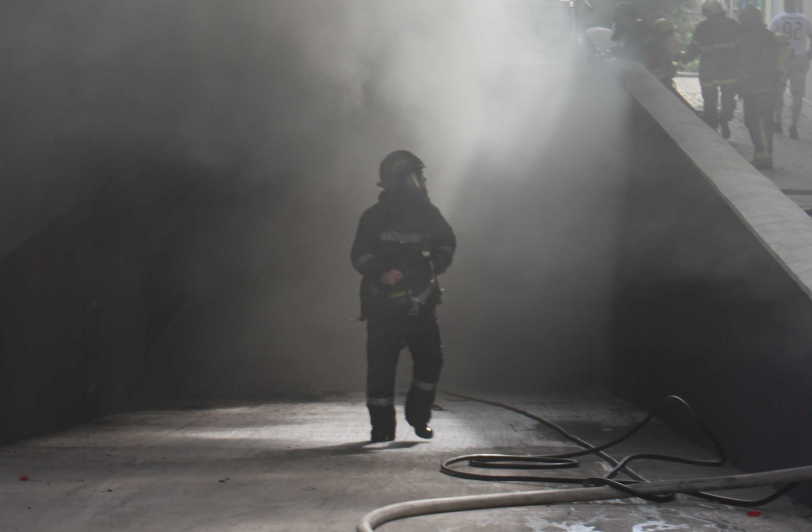 Изгасиха пожара в складовете за боеприпаси край Карнобат, ще разследват умишлен палеж - E-Burgas.com