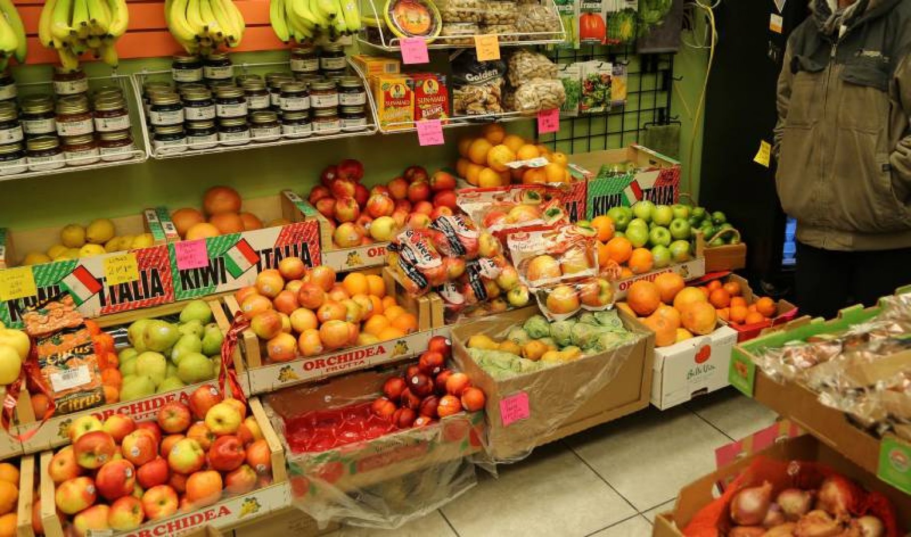 Българите все по-често пазаруват от кварталния магазин за сметка на супермаркета  - E-Burgas.com