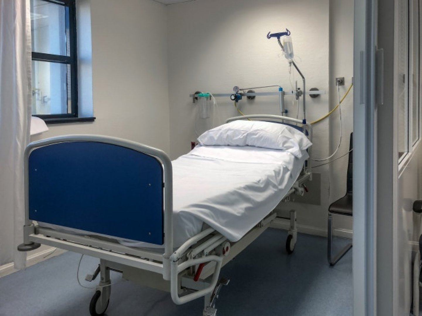 Нито едно свободно ковид легло в Айтос, направиха списък с чакащи пациенти - E-Burgas.com