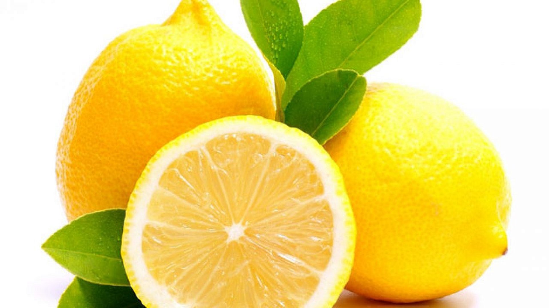 Започнете деня с една вълшебна напитка - чаша вода с лимон - E-Burgas.com