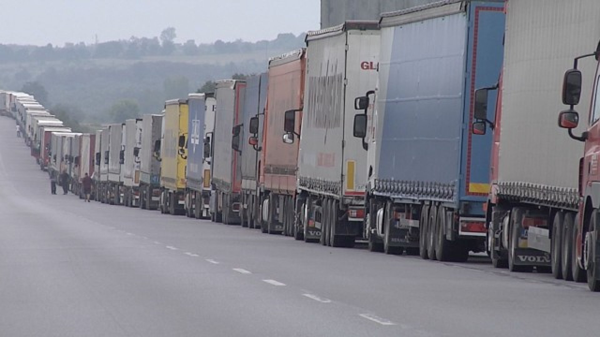 Транспортните компании заплашват да напуснат България, ЕС не чу исканията им - E-Burgas.com