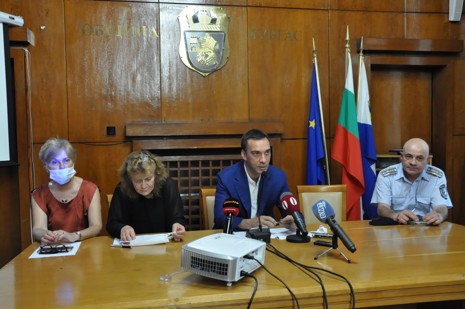 След зачестилите случаи на новозаразени в Бургас местният щаб продължава работа - E-Burgas.com