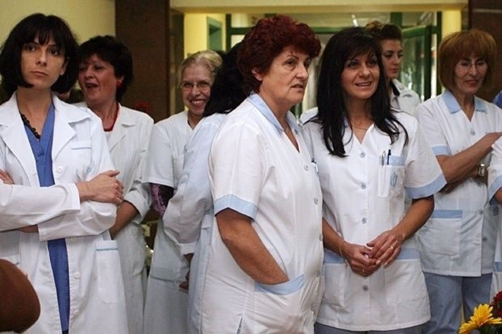 Дупка от недостиг на 30 хиляди мед сестри зее в здравната ни система - E-Burgas.com