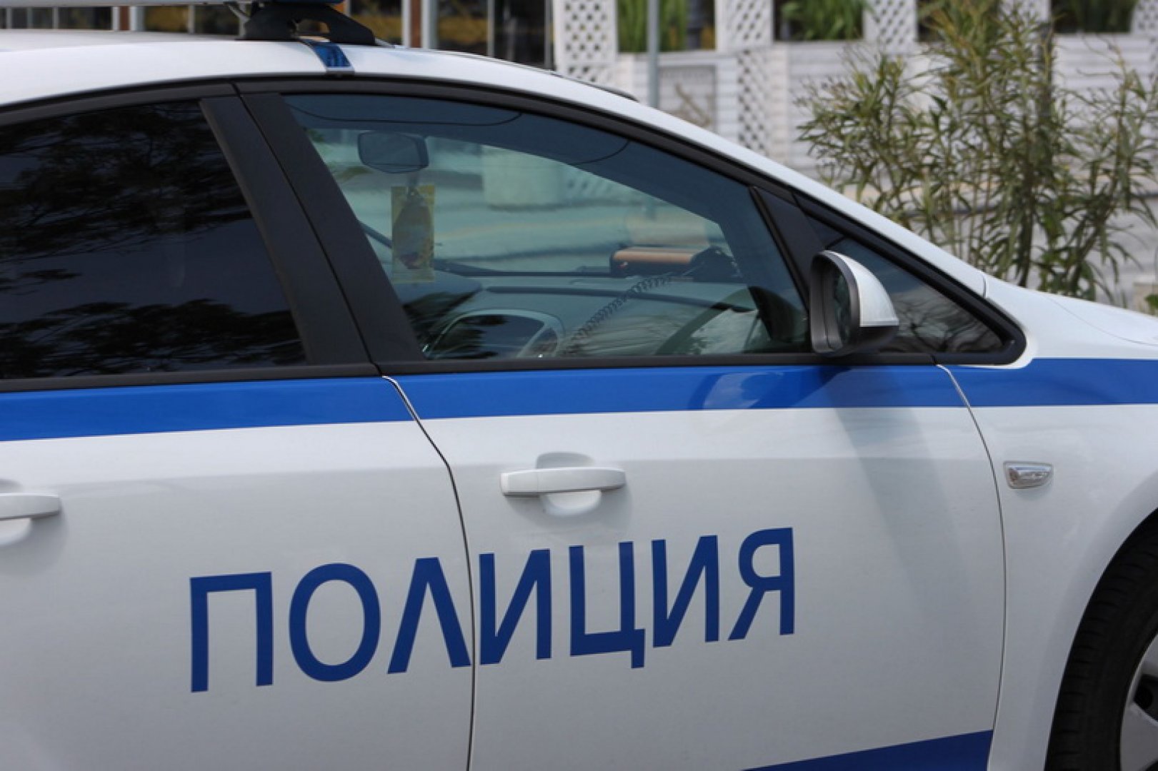 Октриха 15 саксии с канабис в дома на 44-годишен криминоген в „Славейков“ - E-Burgas.com
