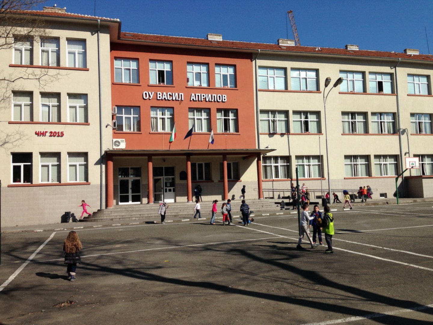 Заради кризата с учители родители доброволци стават преподаватели в Бургас - E-Burgas.com