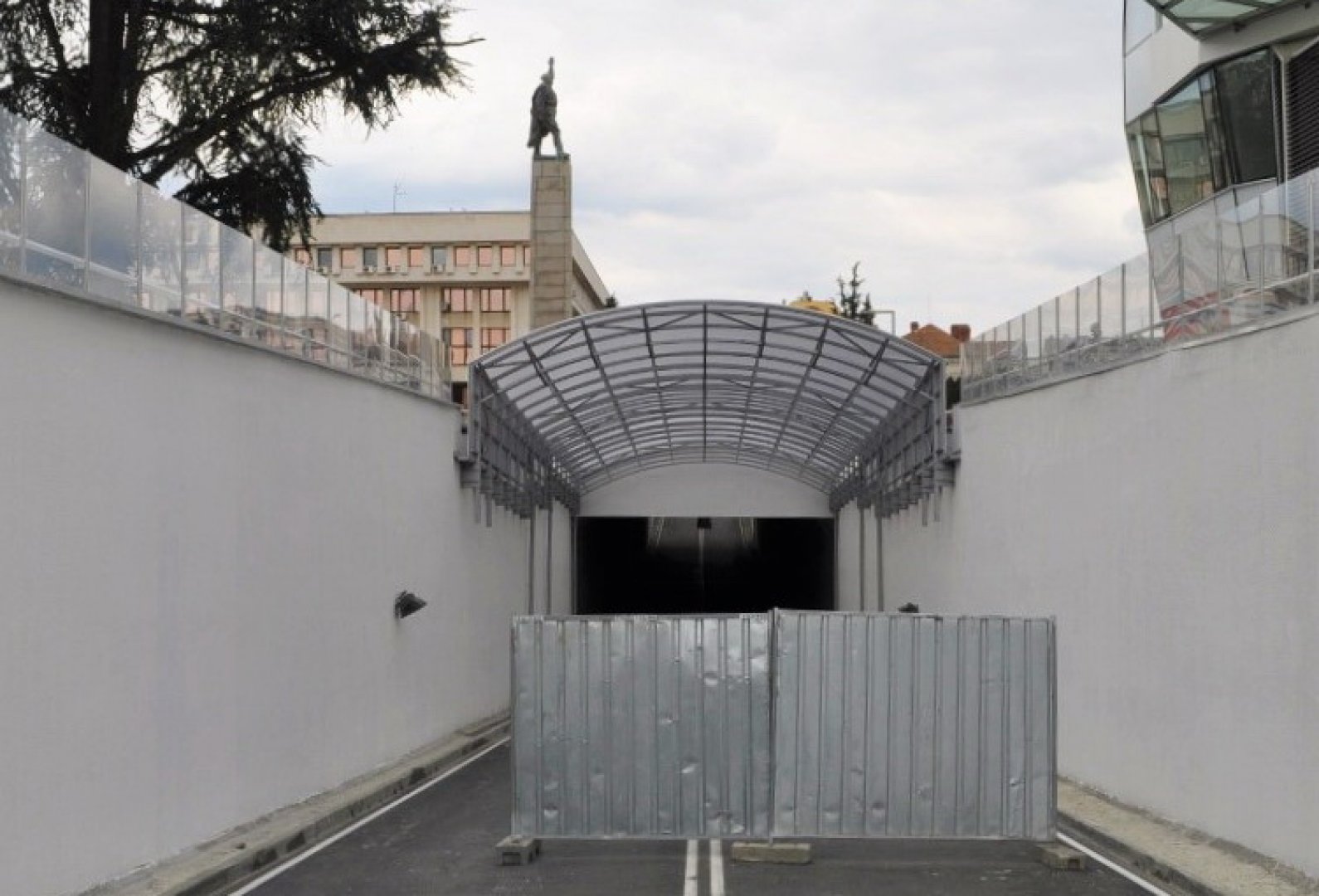 Затварят подземната улица заради почистване на шахтите - E-Burgas.com