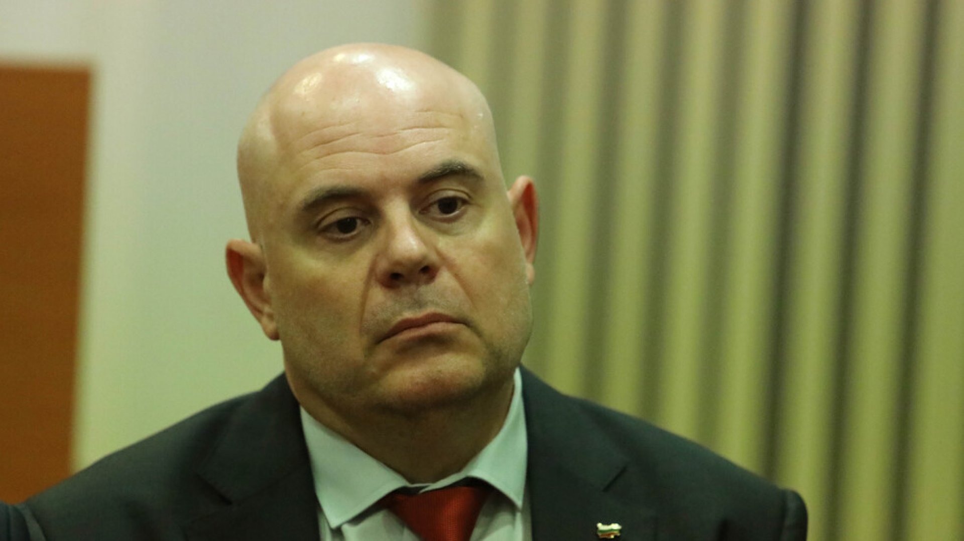 Депутатите решиха: Главният прокурор ще се разследва от спец обвинител   - E-Burgas.com