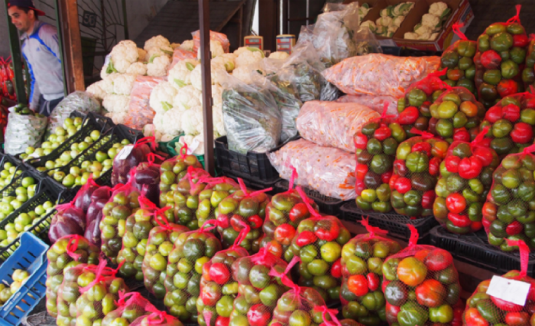БАБХ не допусна внос на 2 тона храни от трети страни - E-Burgas.com