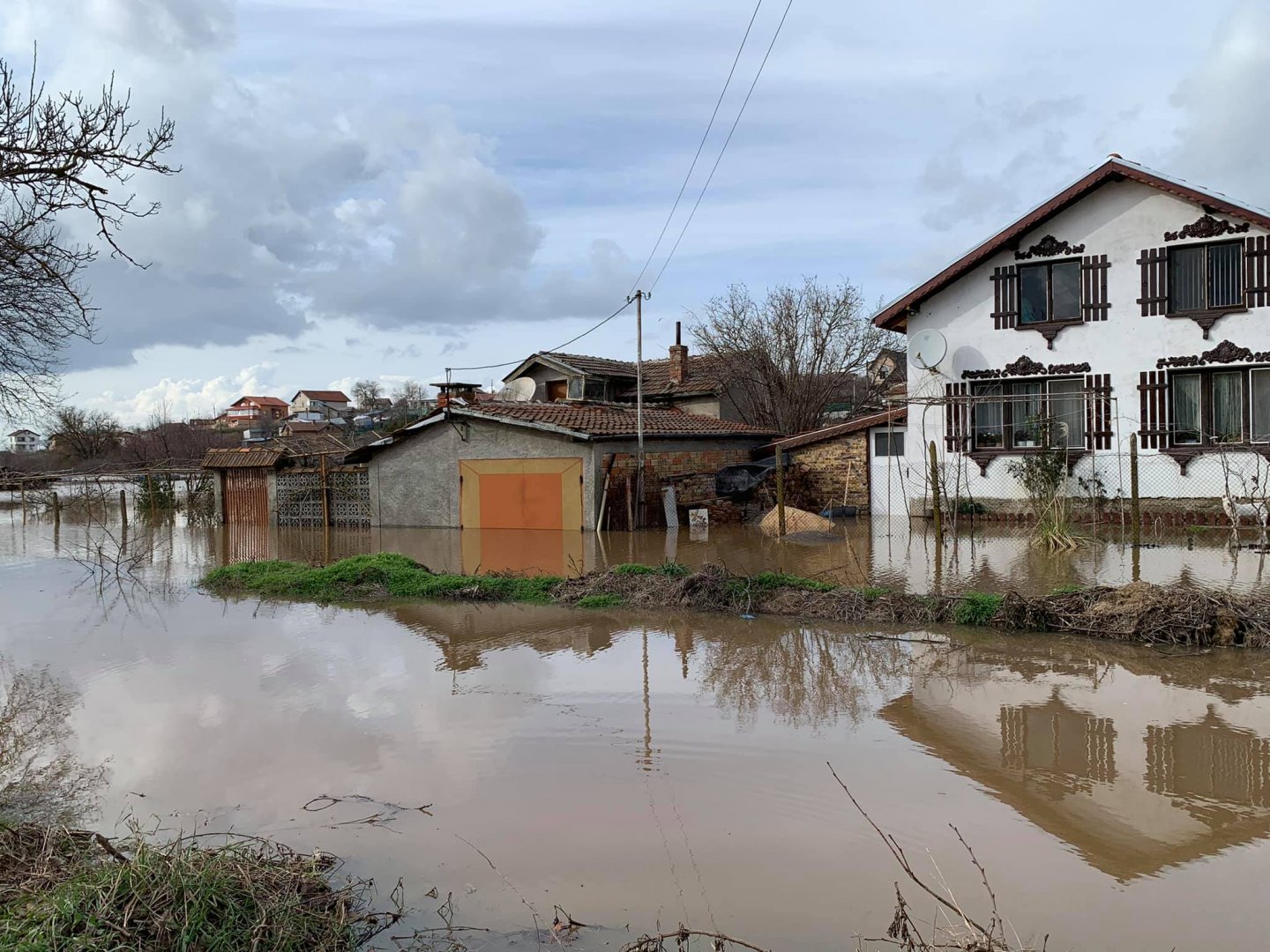 Общината помага на собствениците на наводнените в Димчево къщи с 40 хил.лв.  - E-Burgas.com