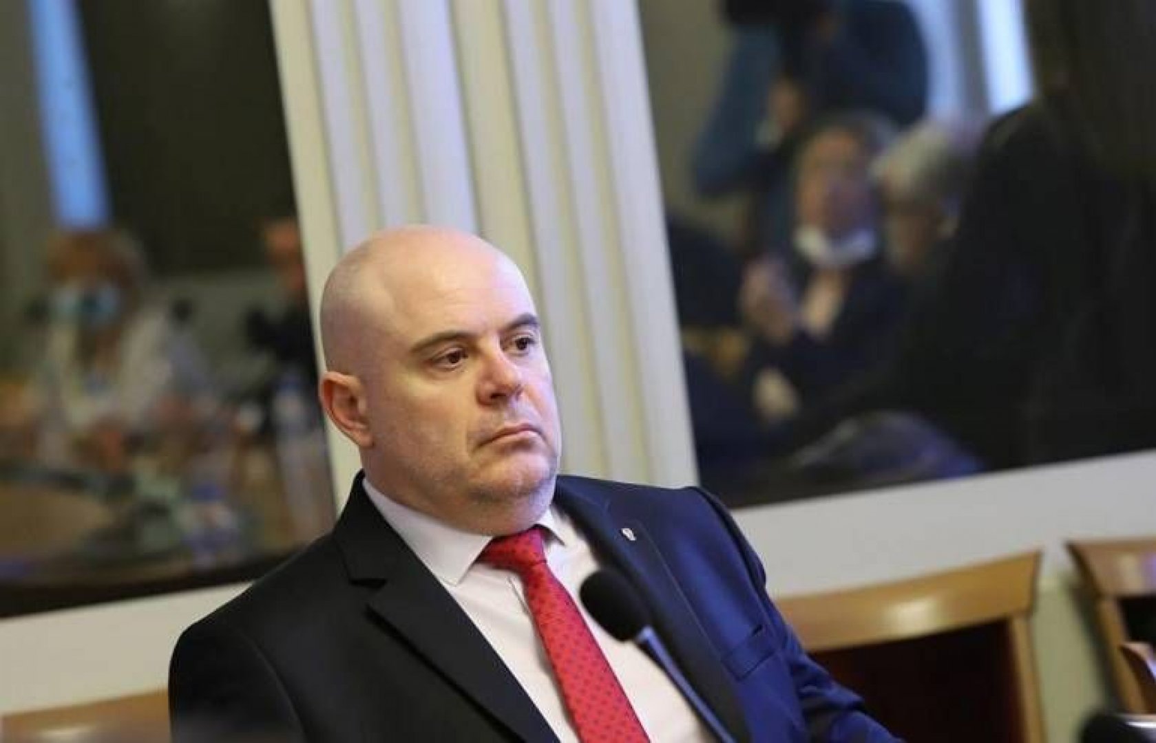 Иван Гешев иска имунитета на бургаски кандидат-депутат, търгувал с вот в Маринка - E-Burgas.com