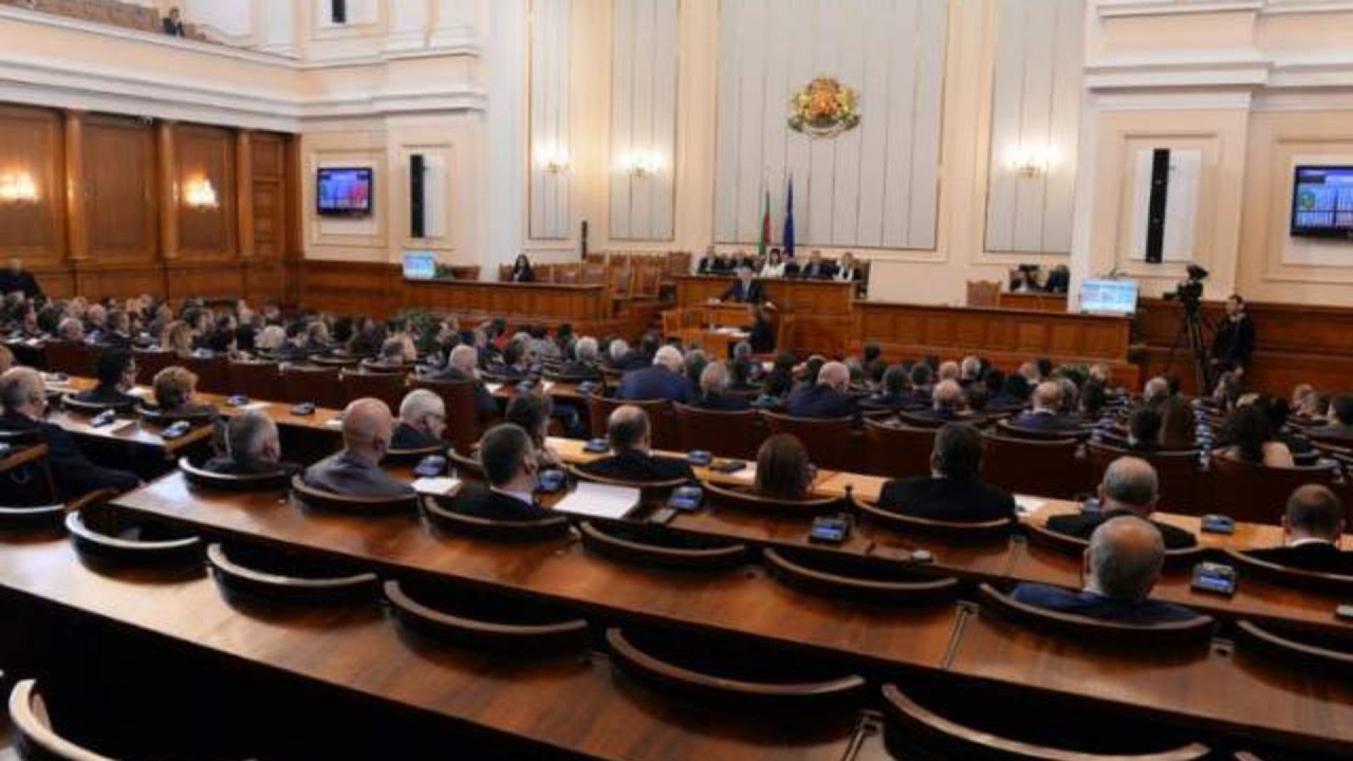 В криза ли е парламента? БСП готова да вземе третия мандат - E-Burgas.com