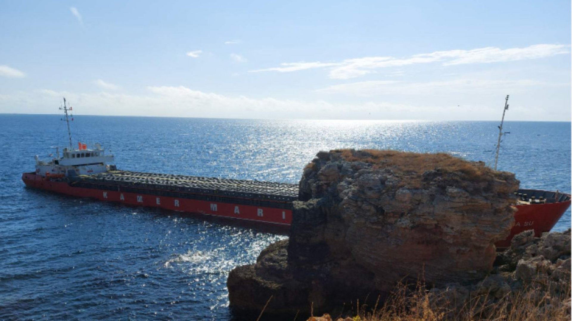 МОСВ призна за замърсяване край Камен бряг от заседналия кораб - E-Burgas.com