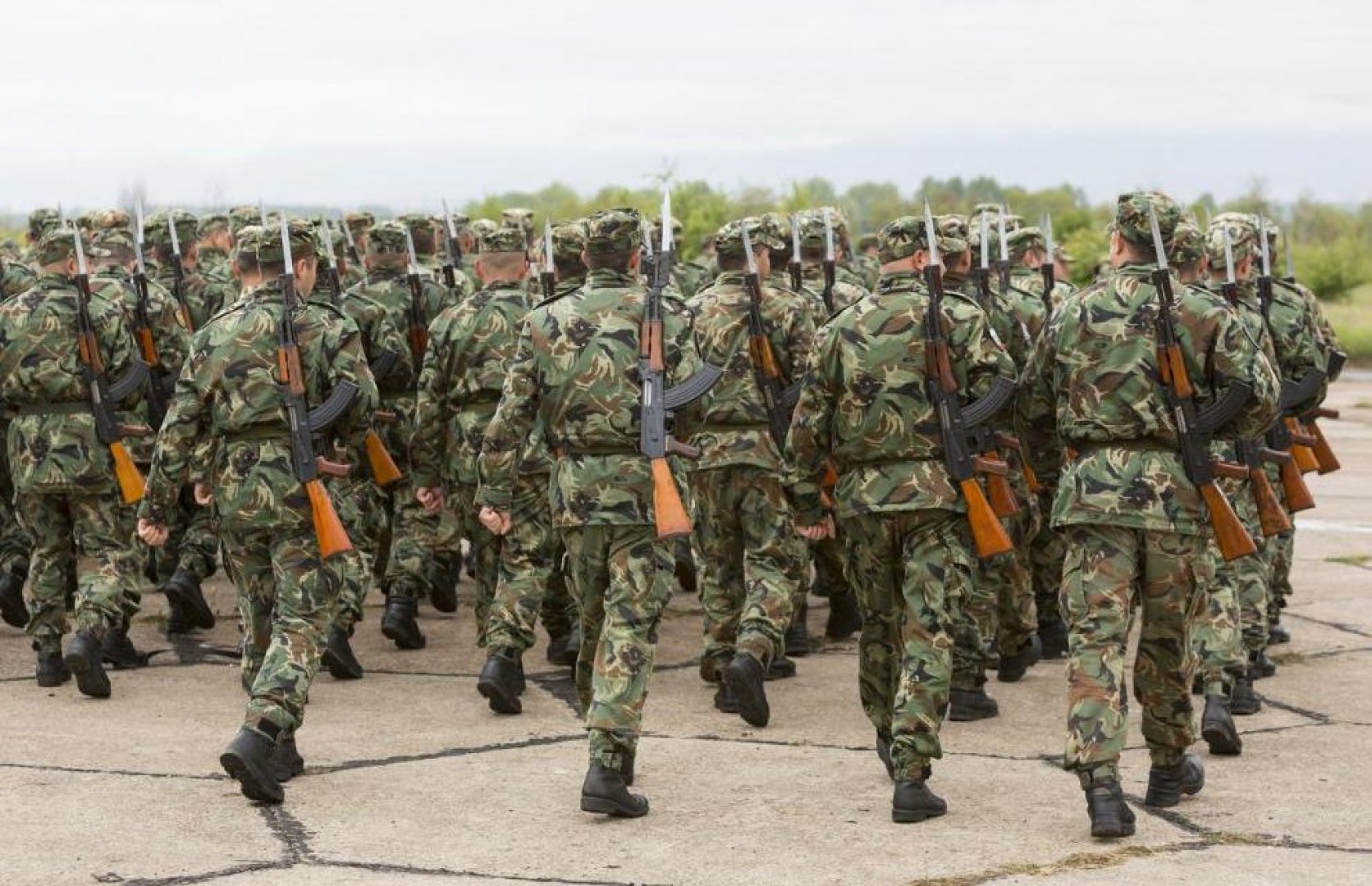 Армията обяви конкурс за 260 вакантни длъжности в Сухопътните войски - E-Burgas.com
