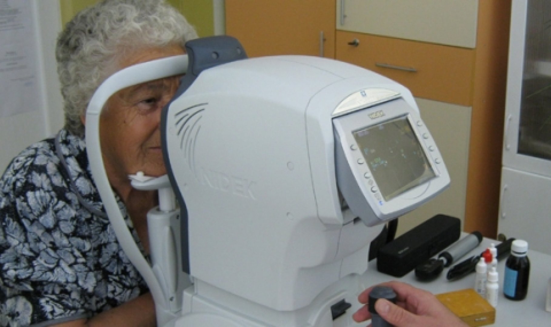 Над 500 бургаски пенсионери се прегледаха профилактично за глаукома - E-Burgas.com