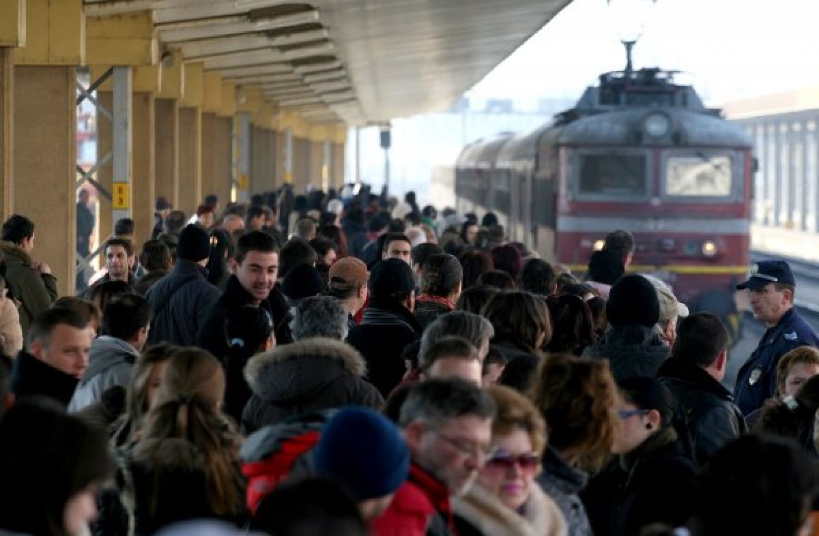 Повече влакове и автобуси по празниците - E-Burgas.com