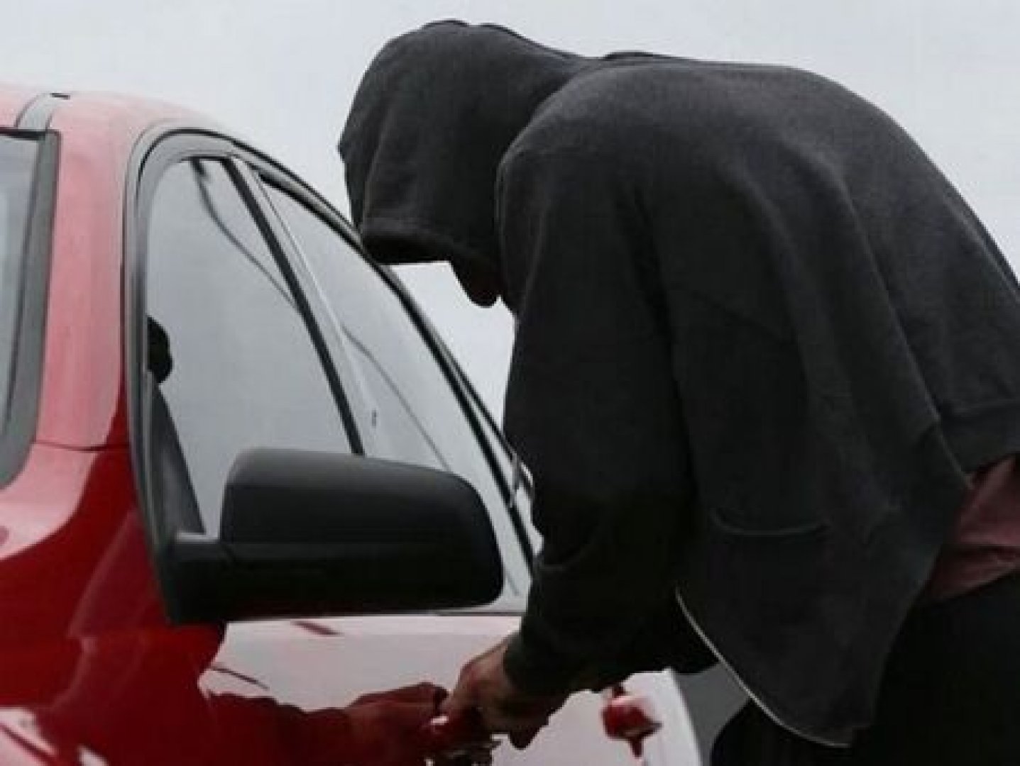 За по-малко от 24 часа заловиха айтоски криминогени, откраднали автомобил - E-Burgas.com