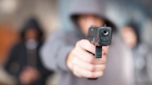Мъж стрелял два пъти с пистолет на протеста на 