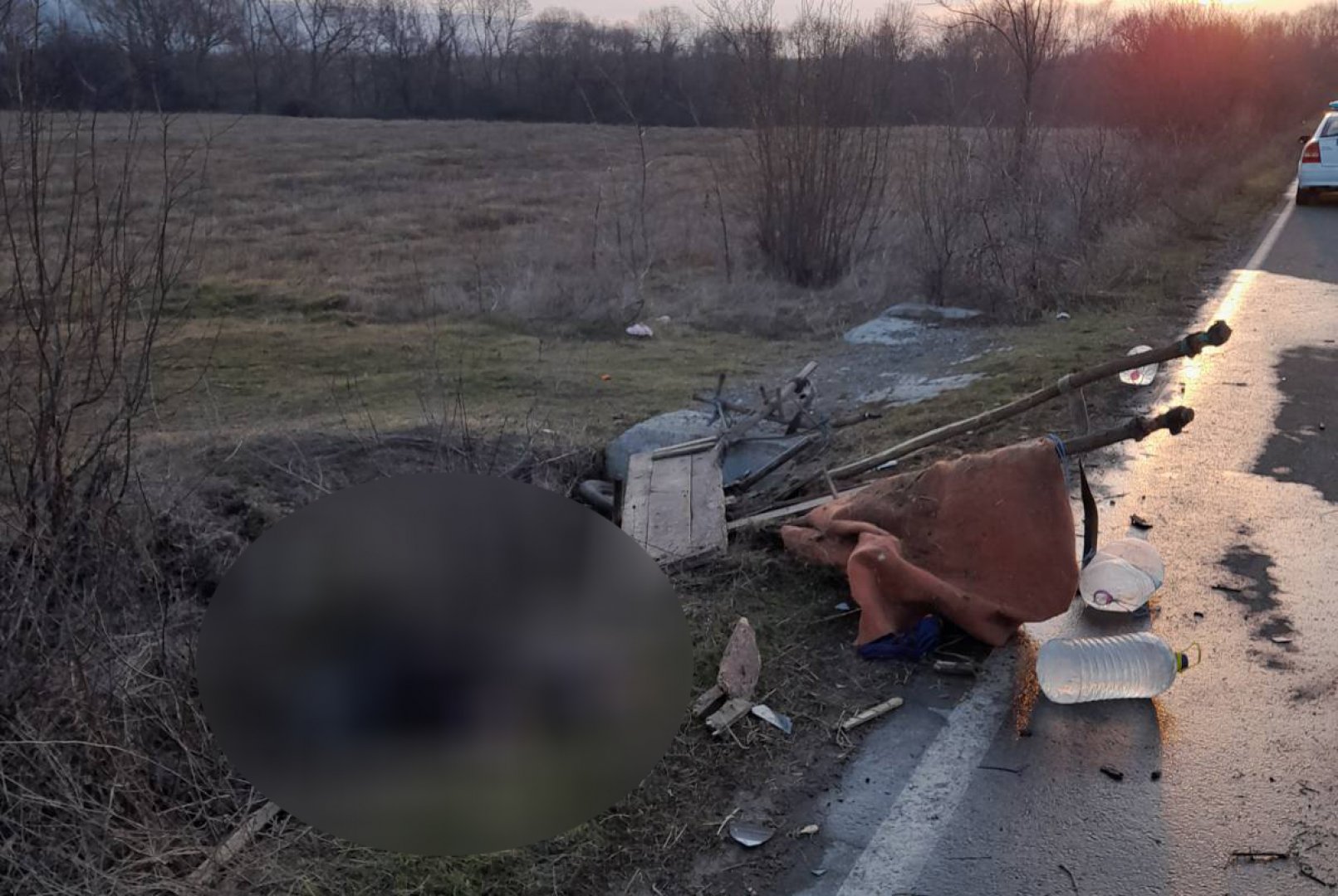 ТИР помете каруца край Руен, жена загина на място (снимки) - E-Burgas.com