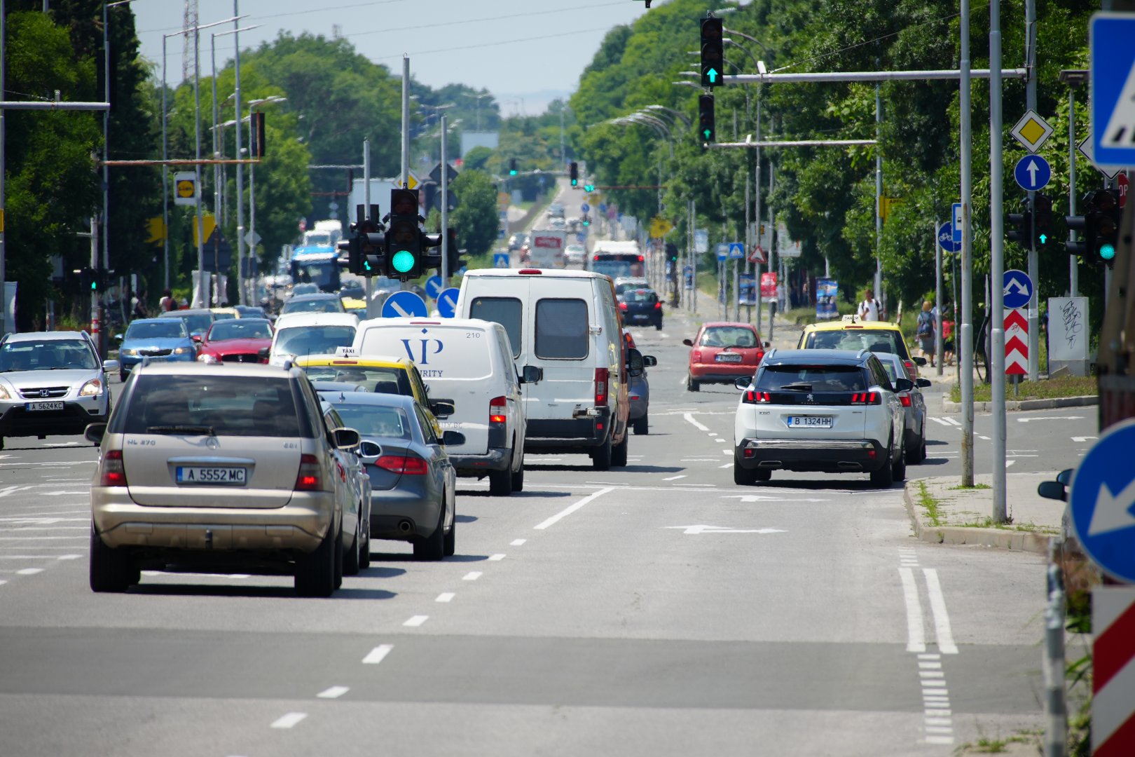 България сред държавите с най-стар автопарк и най-неподготвени млади шофьори - E-Burgas.com